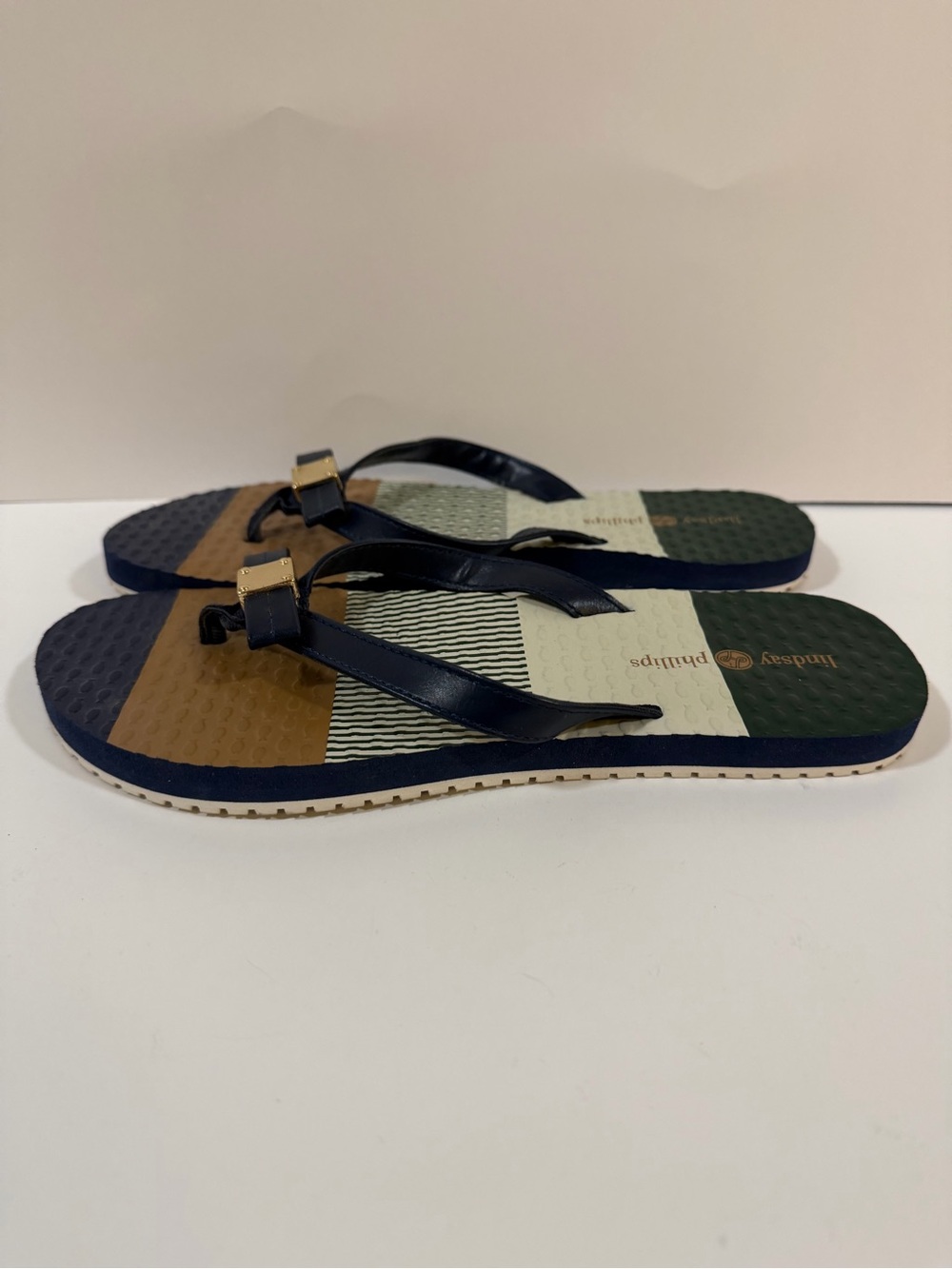 3/$20 Lindsay Phillips Flip Flops (Switch Flops) EUC